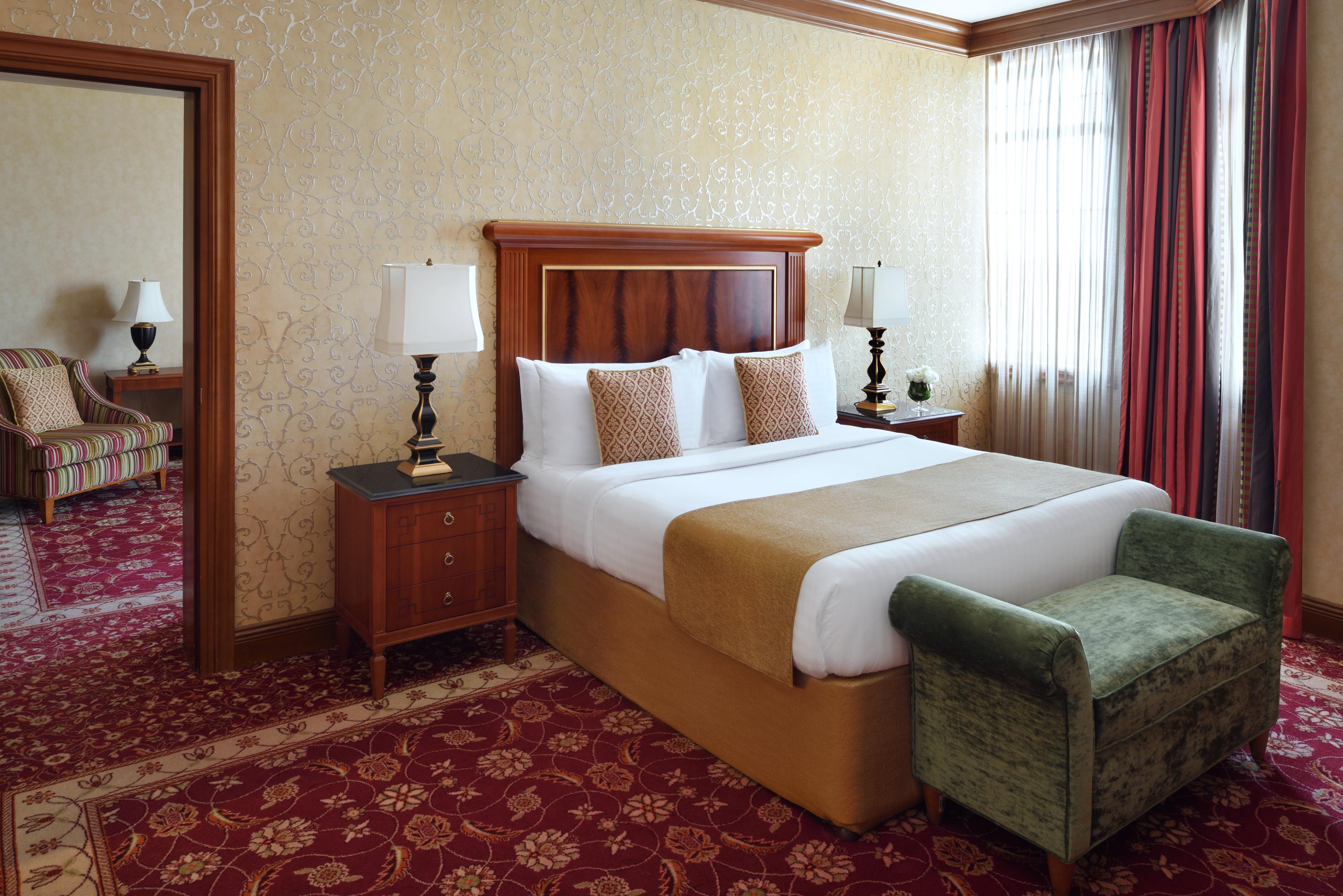 Al Aziziyah Boutique Hotel Doha Dış mekan fotoğraf A bedroom at the hotel