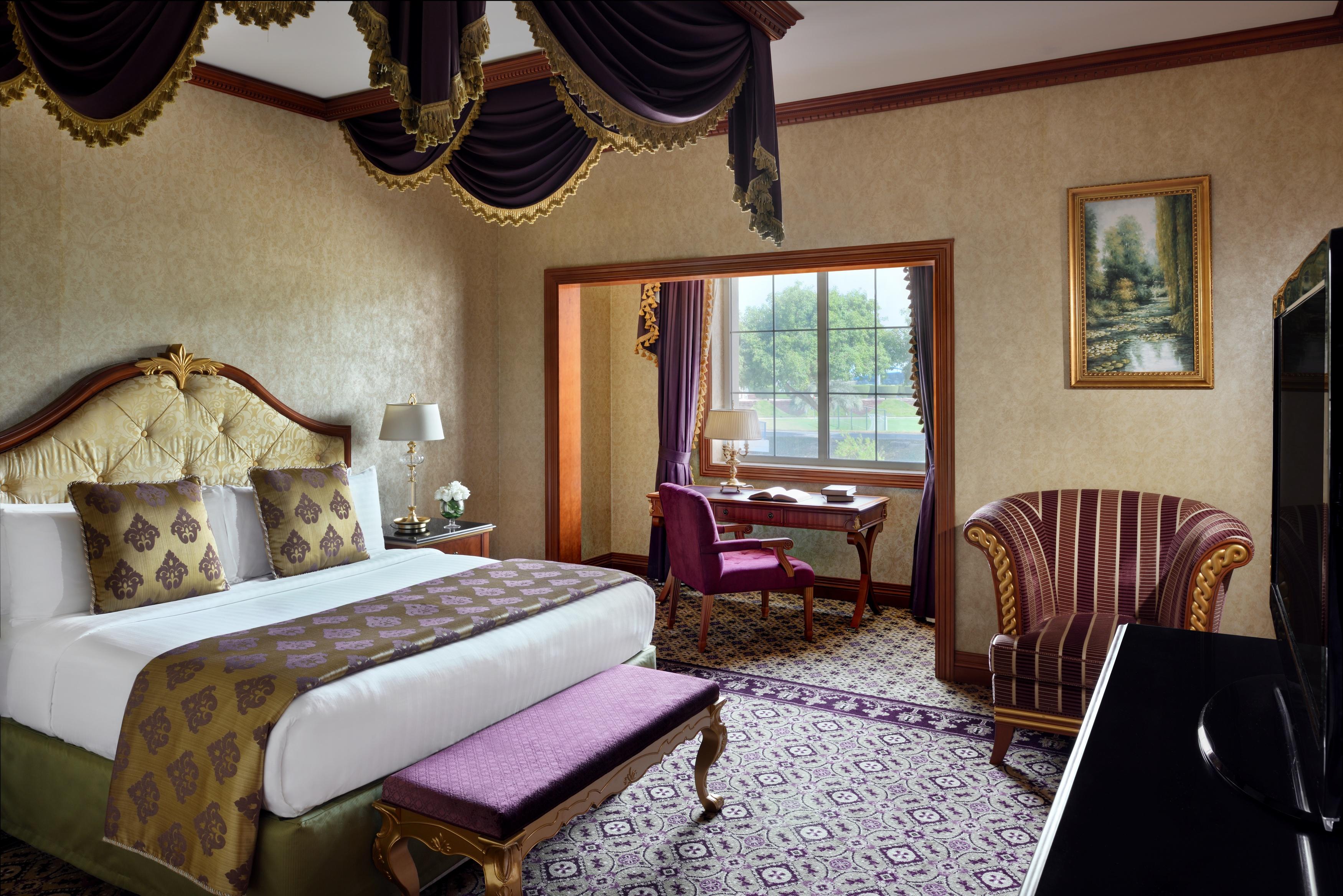 Al Aziziyah Boutique Hotel Doha Dış mekan fotoğraf A suite at the Emirates Palace