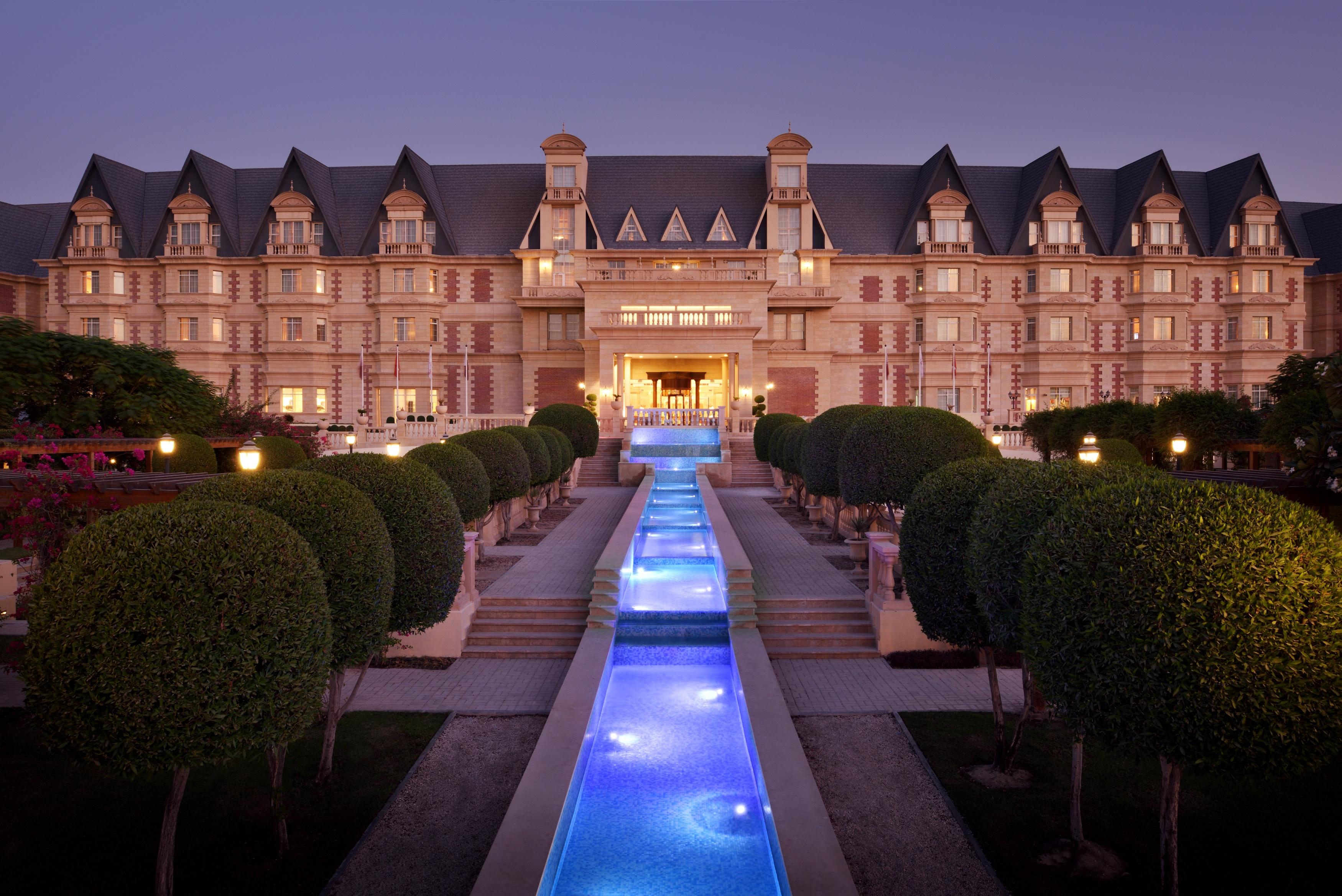 Al Aziziyah Boutique Hotel Doha Dış mekan fotoğraf The St Regis Mumbai